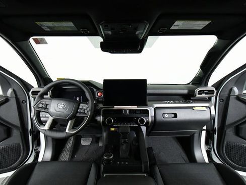 New 2025 Toyota Tacoma TRD Off-Road image 18