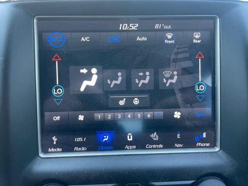 Used 2018 Jeep Grand Cherokee Altitude AWD/4WD image 14