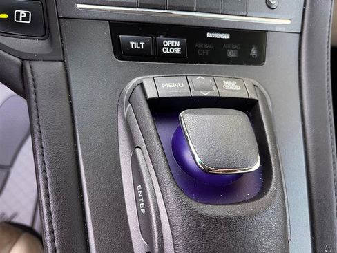 Used 2010 Lexus HS 250h image 28