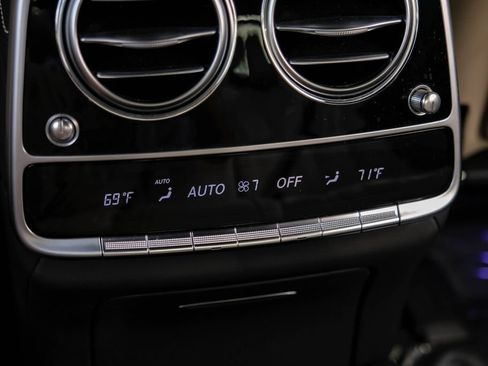 Used 2018 Mercedes-Benz S 63 AMG S 4MATIC Sedan image 55