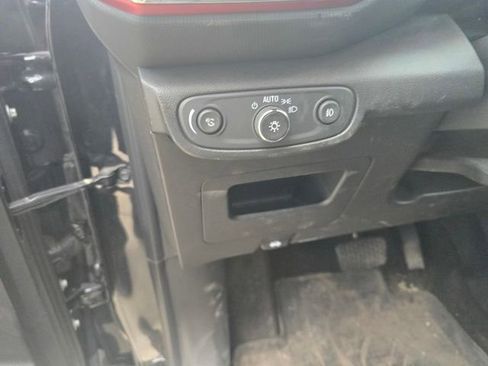 Used 2022 Chevrolet TrailBlazer RS FWD image 22