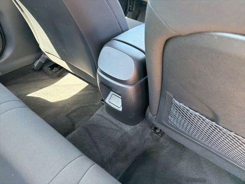 Used 2024 Hyundai Elantra SEL w/ Convenience Package image 26