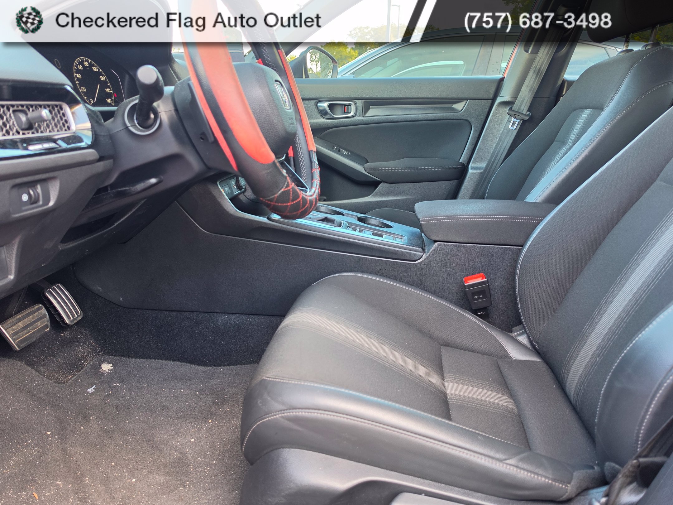 Used 2023 Honda Civic Sport image 8