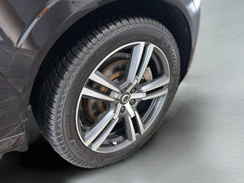 Used 2019 Volvo XC60 T6 Momentum w/ Advanced Package AWD/4WD image 41