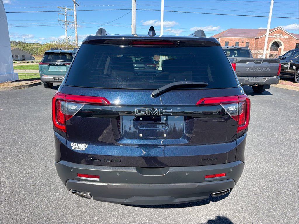 Used 2022 GMC Acadia SLT w/ Elevation Edition AWD/4WD image 7