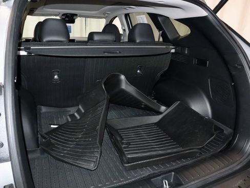 Certified 2025 Hyundai Tucson Limited image 16