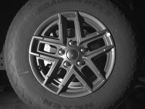 Used 2025 Jeep Wrangler Sport S image 13