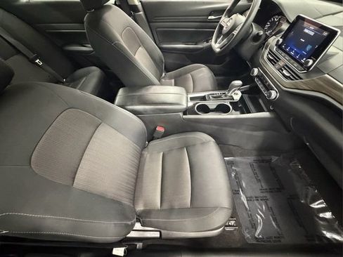 Certified 2024 Nissan Altima 2.5 SV FWD image 22