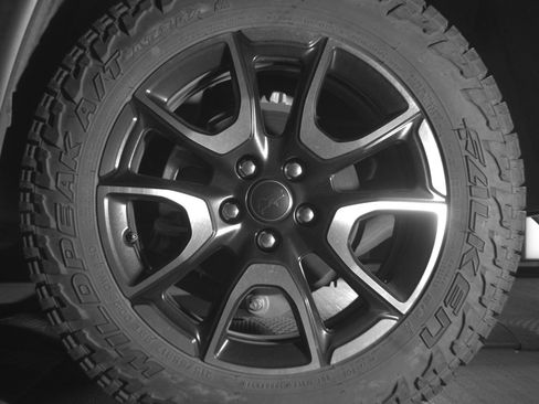 Used 2025 Jeep Compass Trailhawk AWD/4WD image 14