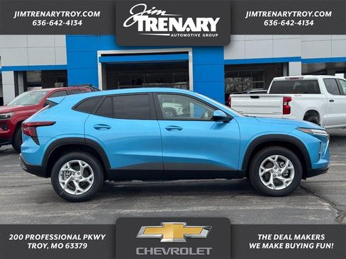 New 2026 Chevrolet Trax LS w/ LS Convenience Package image 1