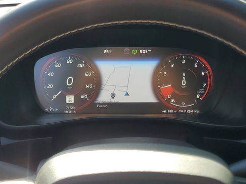 Used 2020 Volvo XC40 T5 R-Design AWD/4WD image 24