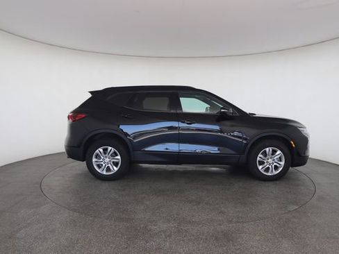 Used 2020 Chevrolet Blazer LT FWD image 23