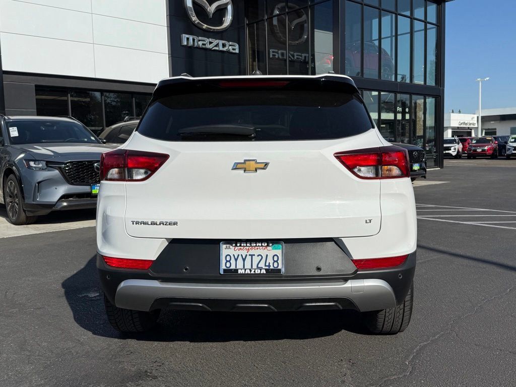 Used 2021 Chevrolet TrailBlazer LT w/ Convenience Package FWD image 10