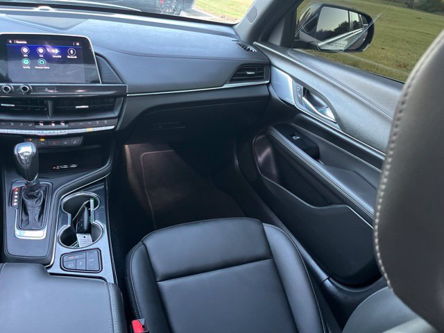 Used 2024 Cadillac CT4 Luxury w/ LPO, ONYX Package RWD image 27