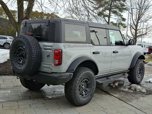 New 2026 Ford Bronco Big Bend w/ Sasquatch Package image 6