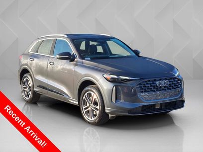 Used 2025 Audi Q5 Premium w/ Convenience Package