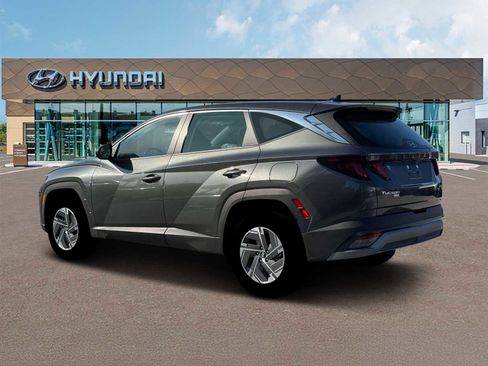 New 2026 Hyundai Tucson Blue SE image 4