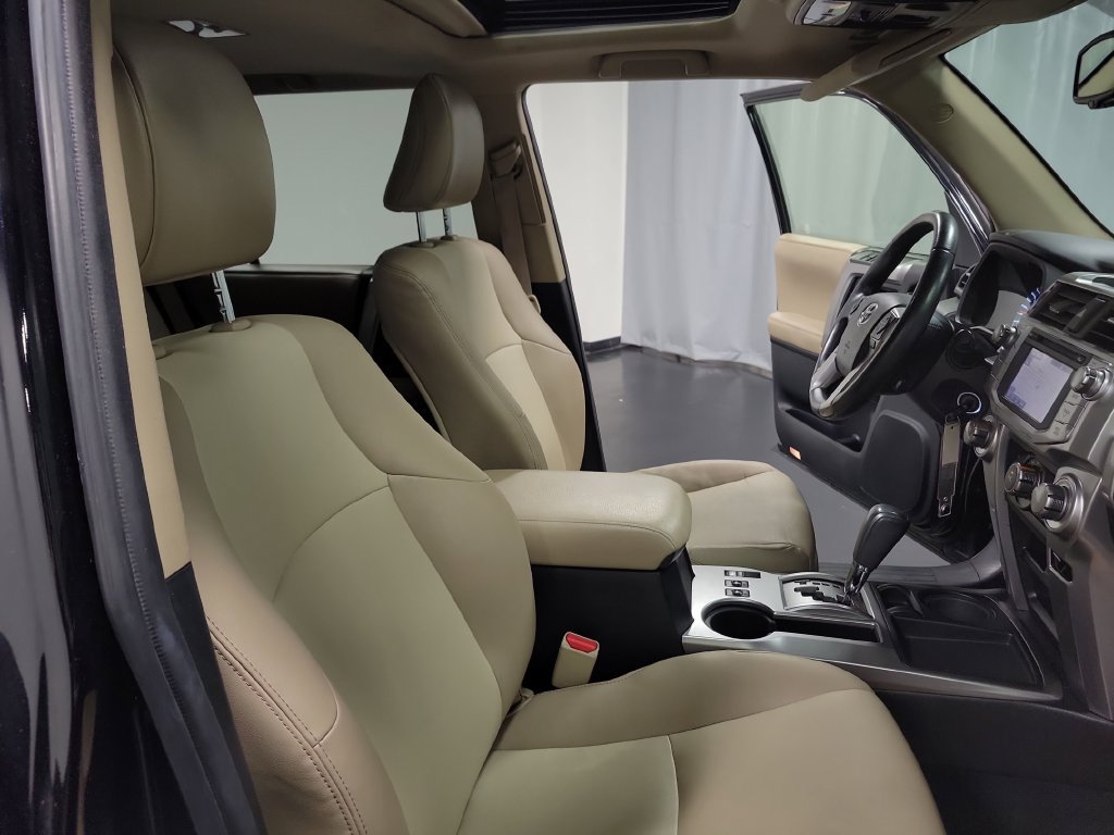 Used 2016 Toyota 4Runner SR5 Premium RWD image 34