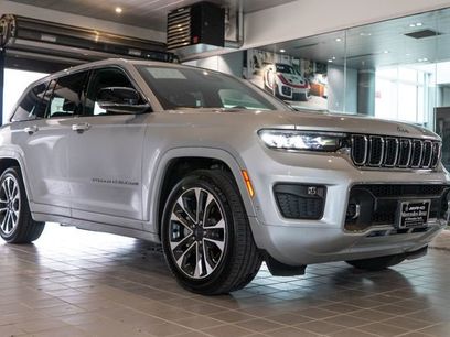 Used 2023 Jeep Grand Cherokee Overland w/ Adv Protech Group III