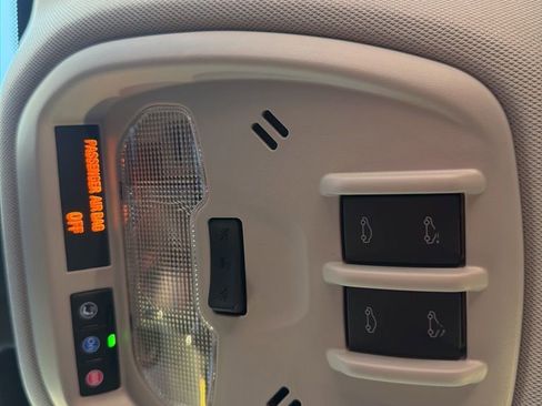 New 2026 Chevrolet Trax ACTIV w/ Sunroof Package image 16