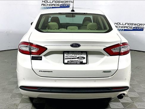 Used 2016 Ford Fusion SE w/ Equipment Group 202A FWD image 4