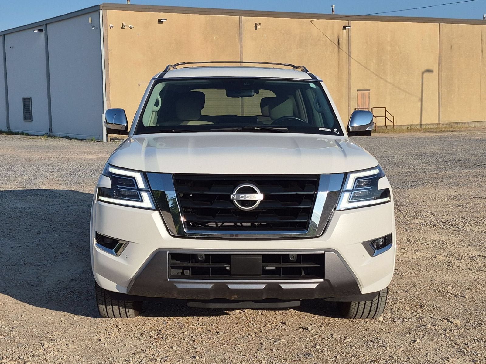 Used 2024 Nissan Armada Platinum w/ Captain's Chairs Package RWD image 9
