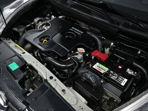 Used 2011 Nissan Juke SL image 12