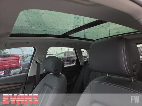 Used 2023 Audi Q5 2.0T Premium Plus AWD/4WD image 25