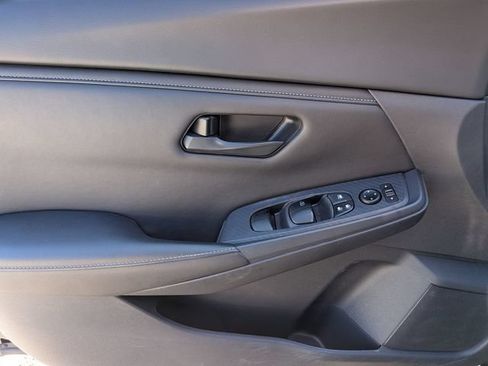 Used 2024 Nissan Sentra S FWD image 11