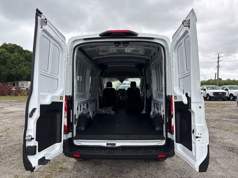 New 2026 Ford Transit 250 148 Medium Roof RWD image 9
