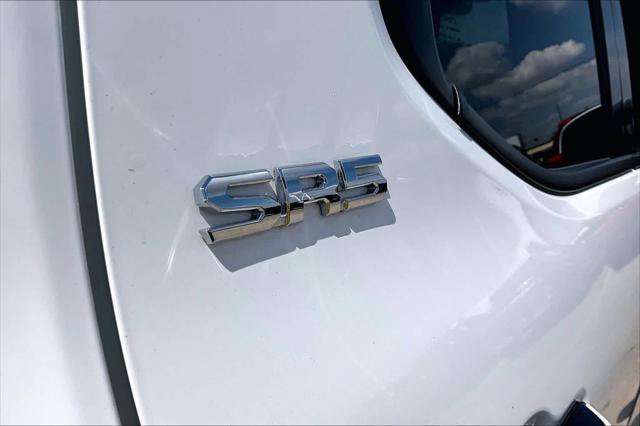 Certified 2026 Toyota Tacoma SR5 AWD/4WD image 10
