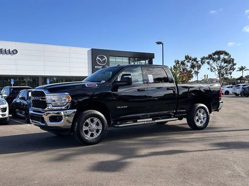 Used 2024 RAM 2500 Big Horn w/ Level 2 Equipment Group AWD/4WD image 7