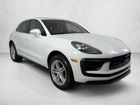 Certified 2025 Porsche Macan Turbo AWD/4WD image 7