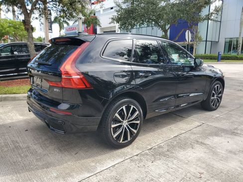 Used 2024 Volvo XC60 B5 Plus AWD/4WD image 6