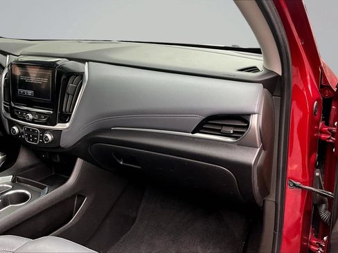 Used 2019 Chevrolet Traverse LT w/ LT Premium Package AWD/4WD image 26
