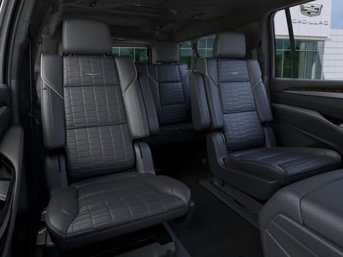 New 2026 Cadillac Escalade ESV Platinum Sport w/ LPO, ONYX Package image 17