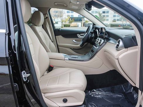 Certified 2022 Mercedes-Benz GLC 300 4MATIC image 15