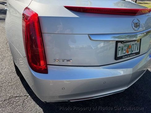Used 2014 Cadillac XTS Luxury w/ Driver Awareness Package image 21