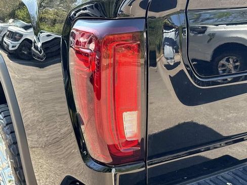 Used 2023 GMC Sierra 3500 Denali w/ Denali Ultimate Package image 12