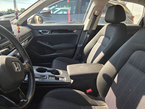 Used 2022 Honda Civic EX image 3