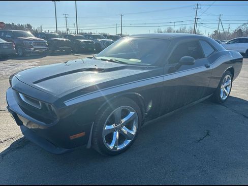 Used 2013 Dodge Challenger SXT w/ Super Sport Group image 1