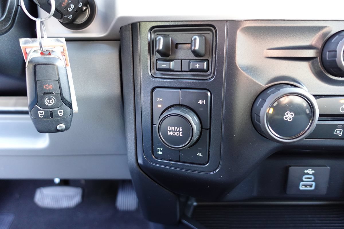 Used 2025 Ford F250 XLT w/ FX4 Off-Road Package AWD/4WD image 45