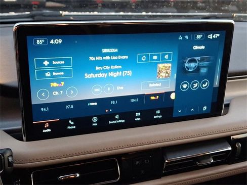 Used 2021 Lincoln Nautilus AWD w/ Equipment Group 101A image 15