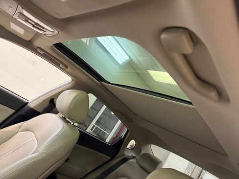 Used 2017 Kia Optima EX w/ Premium Package image 22