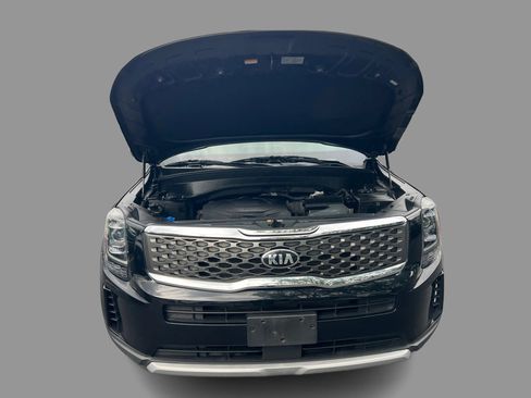 Used 2020 Kia Telluride LX AWD/4WD image 13