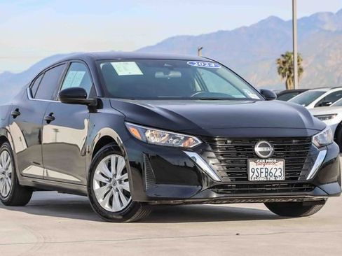 Used 2024 Nissan Sentra S image 2
