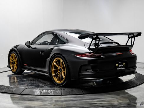Used 2016 Porsche 911 GT3 RS image 8