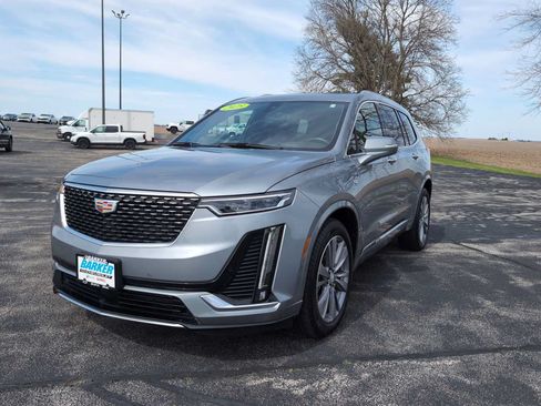 Used 2025 Cadillac XT6 Premium Luxury w/ Platinum Package AWD/4WD image 1