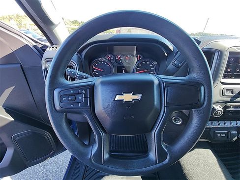 Certified 2024 Chevrolet Silverado 1500 Custom image 18