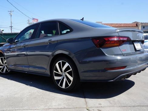 Used 2019 Volkswagen Jetta GLI image 26